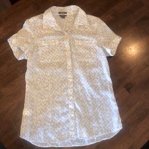 Eddie Bauer button up collared shirt